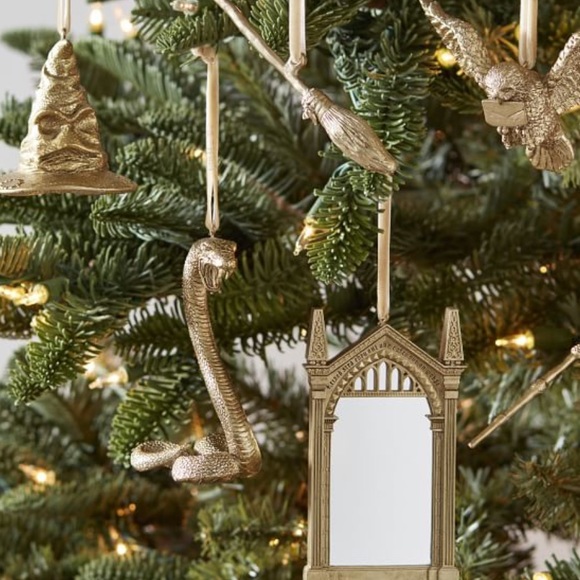 Pottery Barn Harry Potter Infamous Sorting Hat Ornament New In Box ✨💫 - Picture 2 of 2